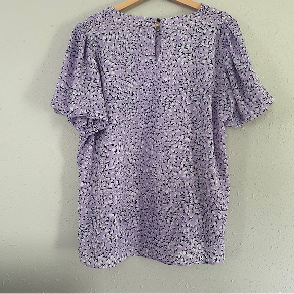 Maurices Purple Lavender Animal Print Patterned Puff Sleeve Women's Top Blouse - Picture 6 of 6